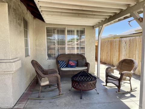 360 E Oasis St, Blythe, CA 92225 photo 3