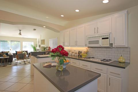 68 Sutton Pl E, Palm Desert, CA 92211 photo 12