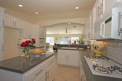 68 Sutton Pl E, Palm Desert, CA 92211 photo 15