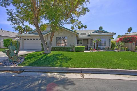 68 Sutton Pl E, Palm Desert, CA 92211 photo 1