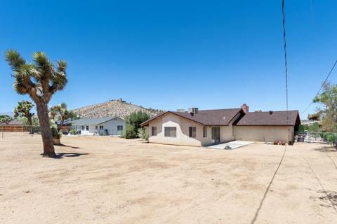 58035 Carlyle Dr, Yucca Valley, CA 92284 photo 37