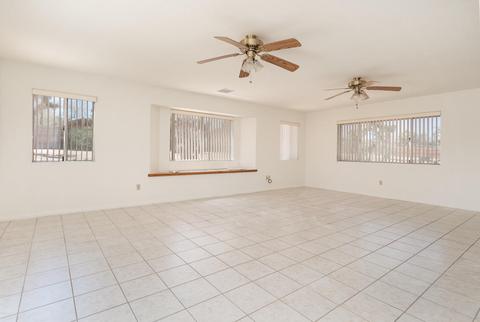 58035 Carlyle Dr, Yucca Valley, CA 92284 photo 21