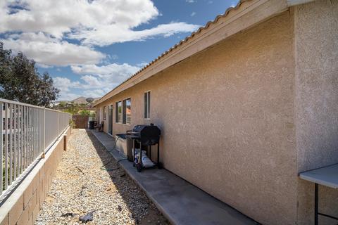 8588 Bolero Dr, Yucca Valley, CA 92284 photo 29