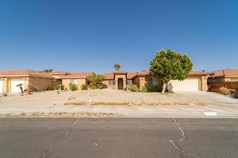 30706 Robert Rd, Thousand Palms, CA 92276 photo 2