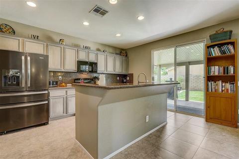 12995 Holmes St, Yucaipa, CA 92399 photo 14
