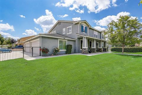 12995 Holmes St, Yucaipa, CA 92399 photo 3
