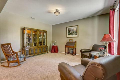 12995 Holmes St, Yucaipa, CA 92399 photo 11