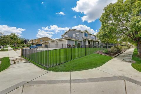 12995 Holmes St, Yucaipa, CA 92399 photo 6