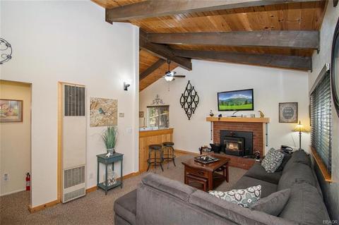 332 Brewer Way, Big Bear City, CA 92314 photo 5