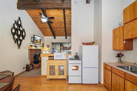 332 Brewer Way, Big Bear City, CA 92314 photo 12
