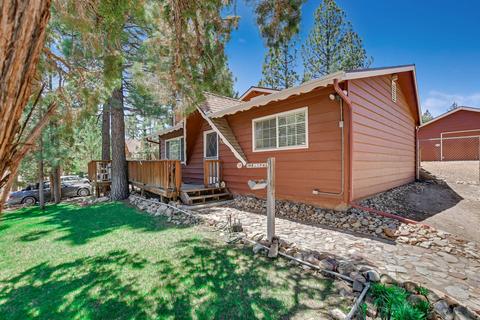 365 Brewer Way, Big Bear City, CA 92314 photo 4