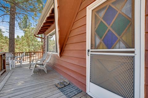 365 Brewer Way, Big Bear City, CA 92314 photo 7