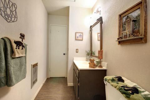 585 Wabash Ln, Sugarloaf, CA 92386 photo 18
