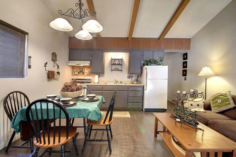 585 Wabash Ln, Sugarloaf, CA 92386 photo 9
