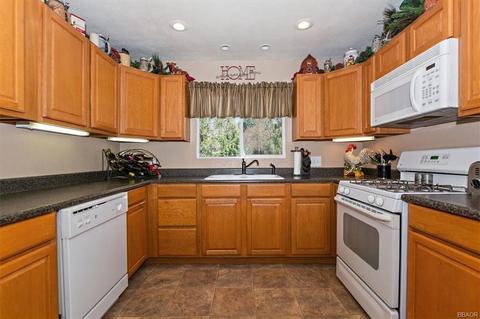 730 Leonard Ln, Sugarloaf, CA 92386 photo 11