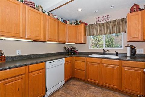 730 Leonard Ln, Sugarloaf, CA 92386 photo 13