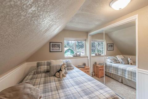 583 Maple Ln, Sugarloaf, CA 92386 photo 20