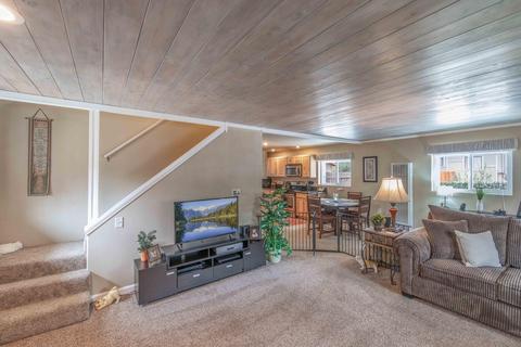 583 Maple Ln, Sugarloaf, CA 92386 photo 5