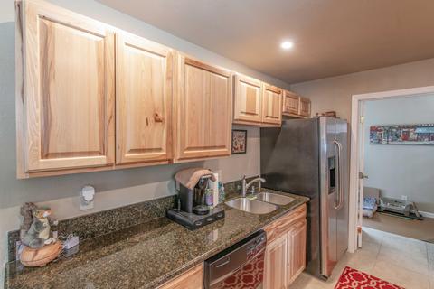 583 Maple Ln, Sugarloaf, CA 92386 photo 9