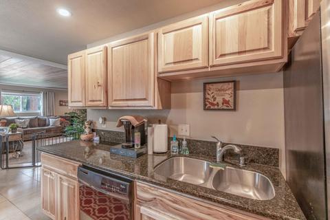 583 Maple Ln, Sugarloaf, CA 92386 photo 10