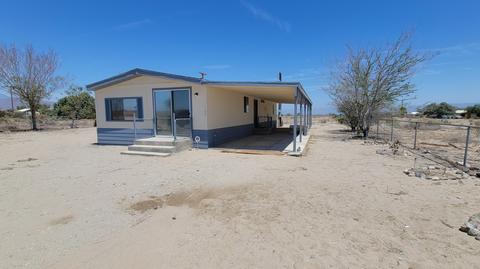 1122 Caspian Ave, Thermal, CA 92274 photo 3