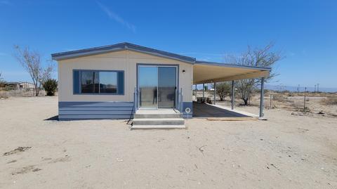 1122 Caspian Ave, Thermal, CA 92274 photo 2