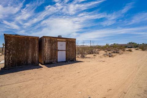 57425 Camulos Rd, Landers, CA 92285 photo 5