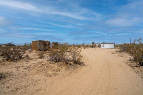 57425 Camulos Rd, Landers, CA 92285 photo 4