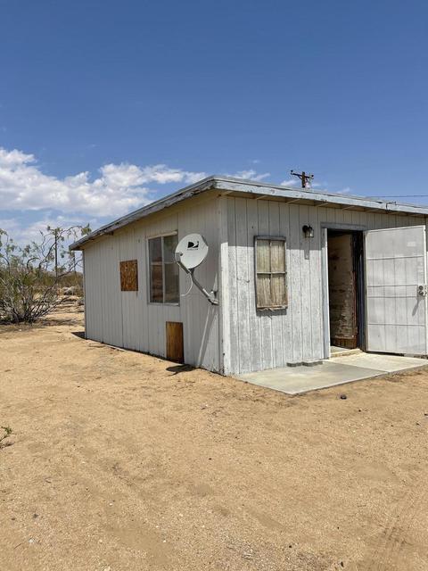 57425 Camulos Rd, Landers, CA 92285 photo 6