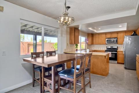 3734 Carnegie Dr, Oceanside, CA 92056 photo 11