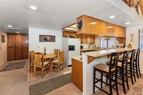 494 Wabash, Sugarloaf, CA 92386 photo 6