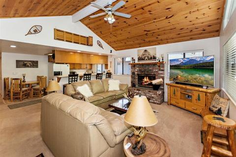 494 Wabash, Sugarloaf, CA 92386 photo 3