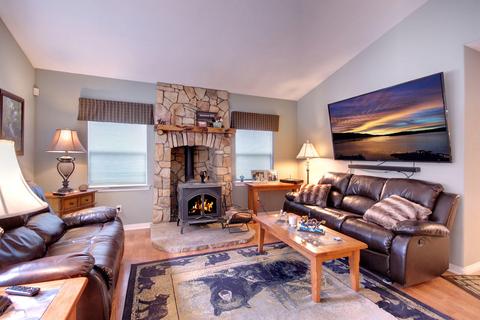 47019 Skyview Dr, Big Bear City, CA 92314 photo 8