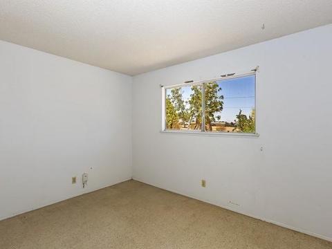 17077 Eucalyptus St, Hesperia, CA 92345 photo 12