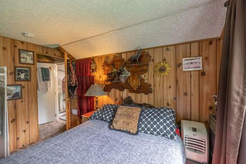 877 Leonard Ln, Sugarloaf, CA 92386 photo 31