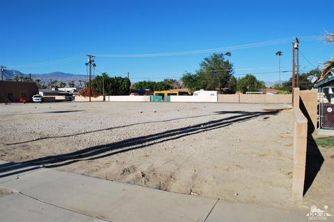 45733 Oasis St, Indio, CA 92201 photo 2