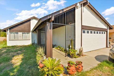 43398 Commanche St, Indio, CA 92203 photo 4