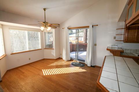 543 E Fairway Blvd, Big Bear City, CA 92314 photo 7