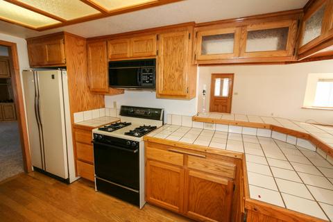 543 E Fairway Blvd, Big Bear City, CA 92314 photo 12