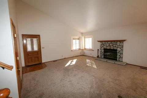543 E Fairway Blvd, Big Bear City, CA 92314 photo 4