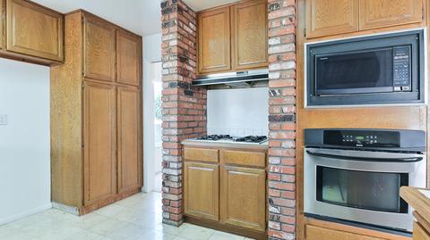 2 Champlain, Irvine, CA 92620 photo 18