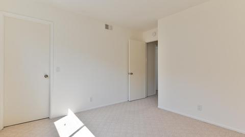 2 Champlain, Irvine, CA 92620 photo 38