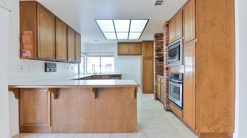 2 Champlain, Irvine, CA 92620 photo 15