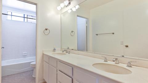 2 Champlain, Irvine, CA 92620 photo 34