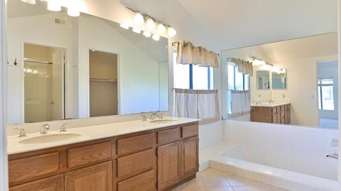 2 Champlain, Irvine, CA 92620 photo 30