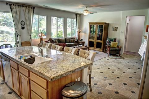 82488 Grant Dr, Indio, CA 92201 photo 4