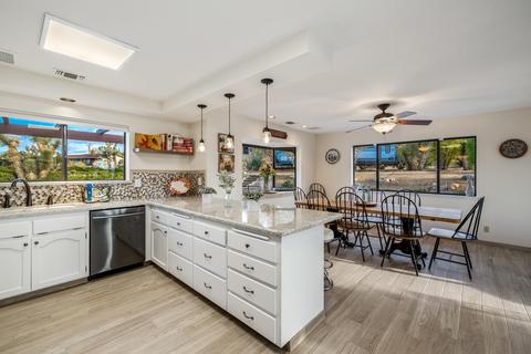 56580 Hidden Gold Dr, Yucca Valley, CA 92284 photo 6