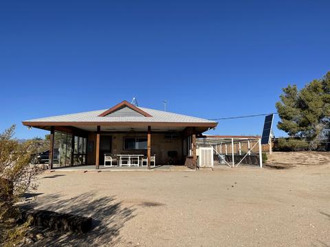 229 Soledad Ave, Yucca Valley, CA 92284 photo 3