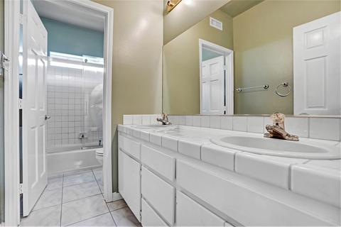 6928 Dover Ct, Highland, CA 92346 photo 25