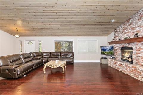 748 Winterset Ct, Big Bear Lake, CA 92315 photo 9